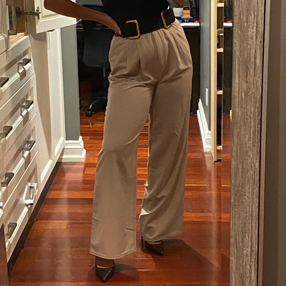 Nasty Gal beige, tapered trousers (NEVER WORN) - Picture 4 of 5